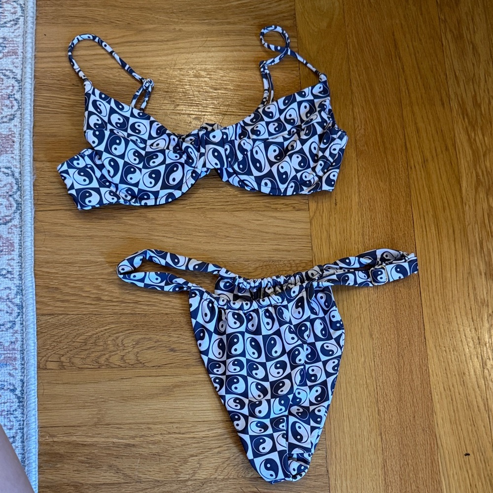 SKATIE Bobbi bottom and Kate top